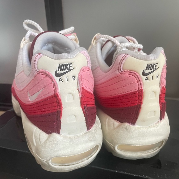 Nike Air Max 95 QS - Picture 4 of 9